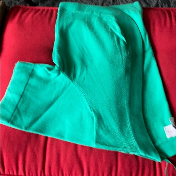 R&K sweater - Picture 5 of 6